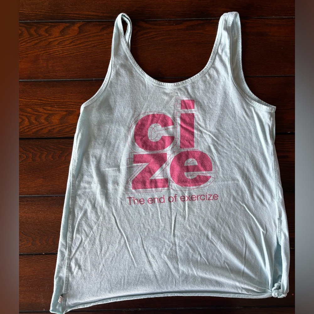 Beachbody tank, adult medium